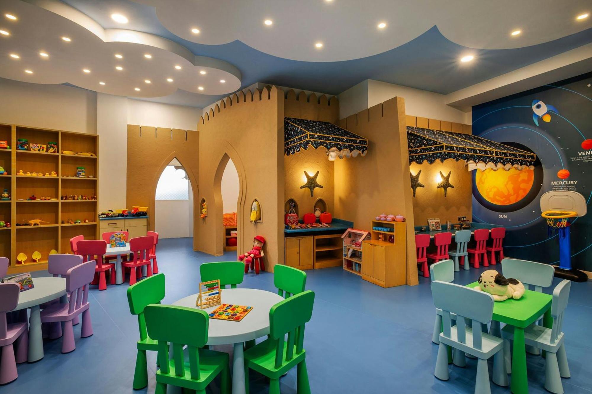 Sheraton Sharjah Beach Resort And Spa Exterior foto
